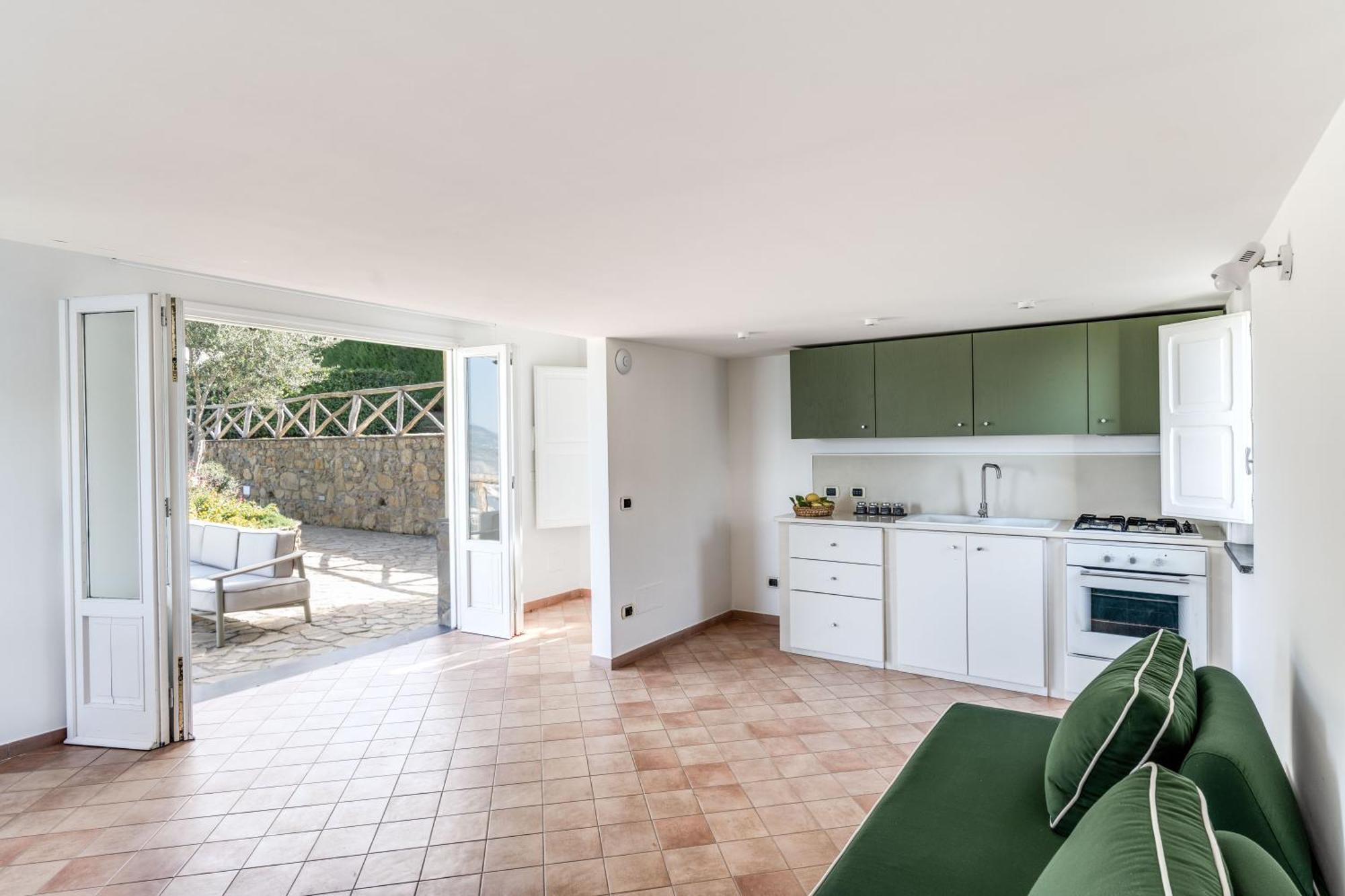 Villa Giulia Boutique Views Pool And Guest Services Соренто Екстериор снимка